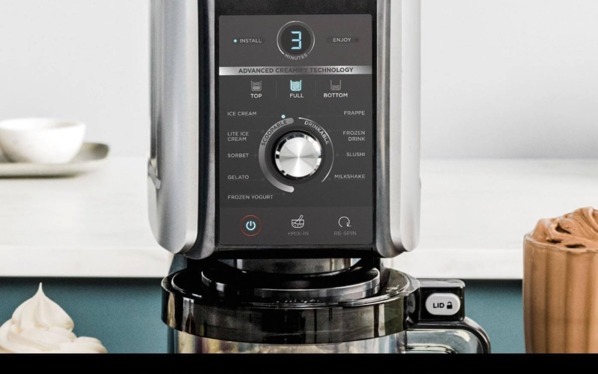 Ninja CREAMi Deluxe Ice Cream Maker & Frozen Dessert Maker with 3 Tubs, 10 Functions, Makes Ice Cream, Gelato, Sorbet, Frozen Yoghurt, Milkshakes, Slushi & More, 2-in-1 Flavour Option, Silver